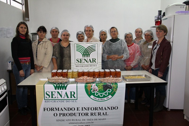SECRETARIA REALIZA CURSO DE PROCESSAMENTO DE FRUTAS